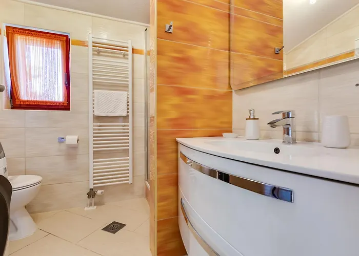 Dina Apartament