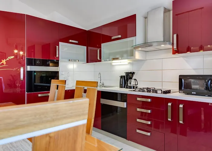 Apartament Dina *