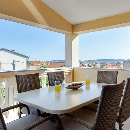 Apartment Dina Zadar